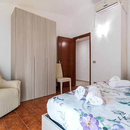 Near The Port Apartment Cala Gonone Exterior foto