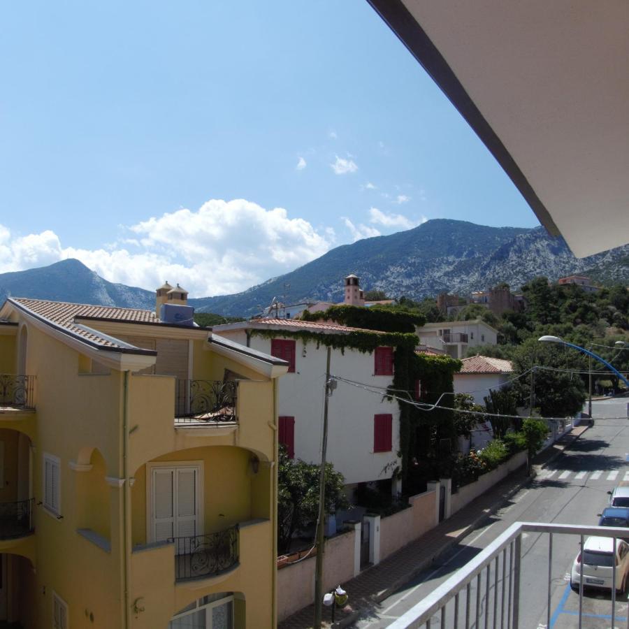 Near The Port Apartment Cala Gonone Exterior foto