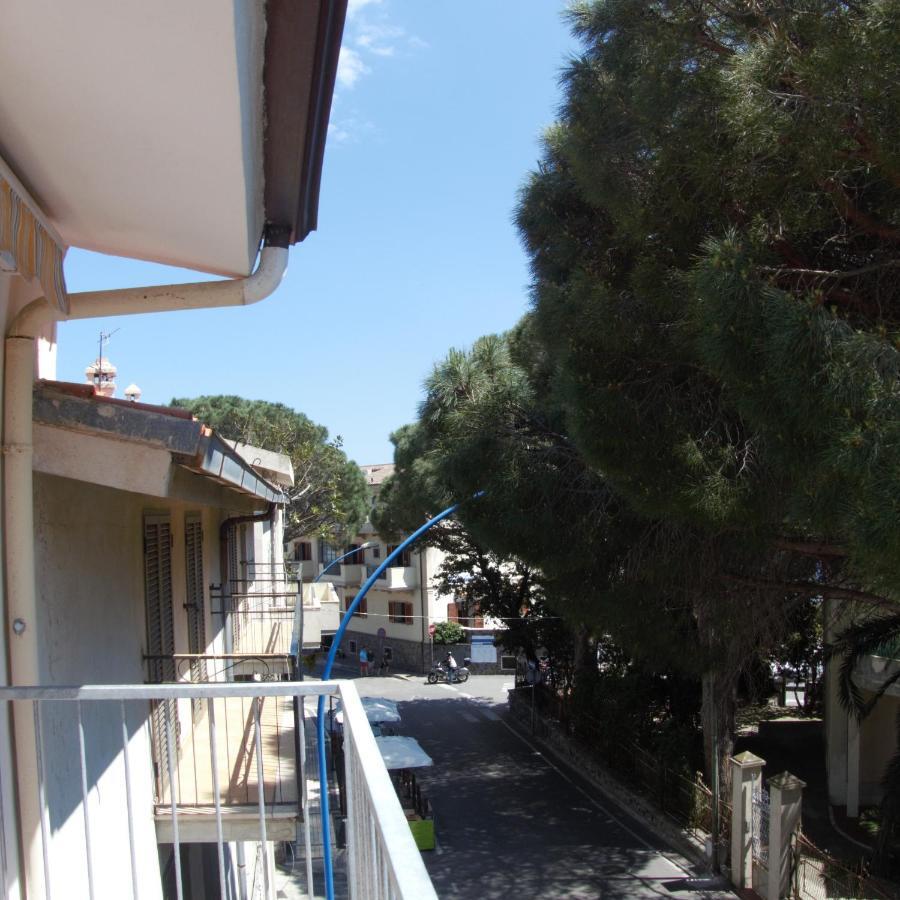 Near The Port Apartment Cala Gonone Exterior foto
